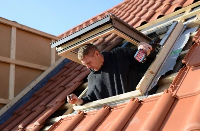 Pose de fenêtres de toit Velux à Floringhem